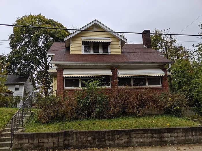 3217 Rader St photo 1