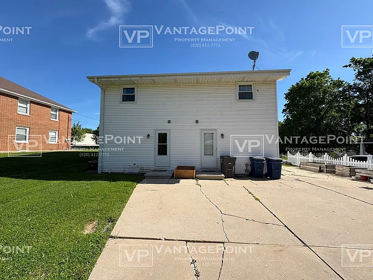 132 Beaupre St — Photo 17