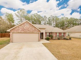 41112 Berry Ridge Dr, Ponchatoula, LA 70454