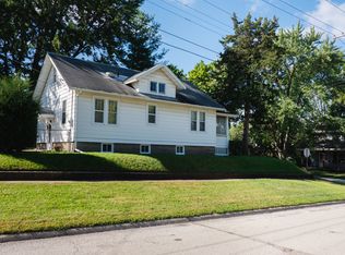 1102 16th St, Rockford, IL