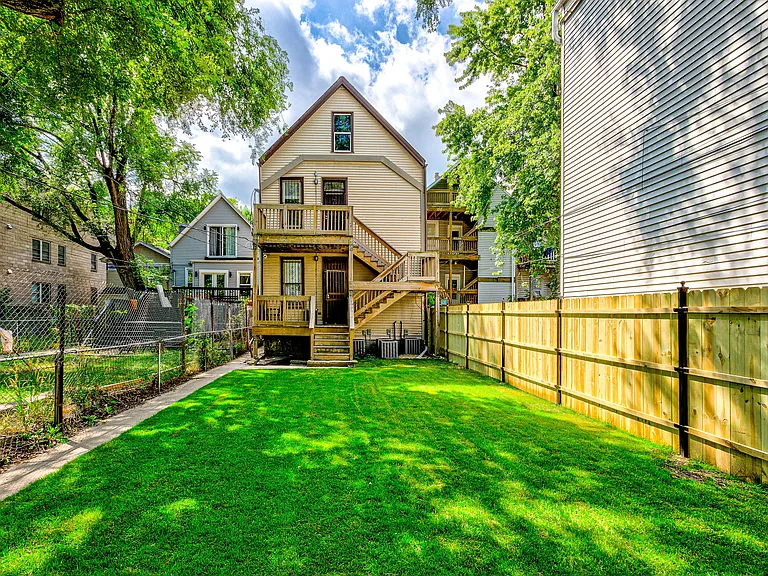 1635 N Drake Ave #2R — Photo 14