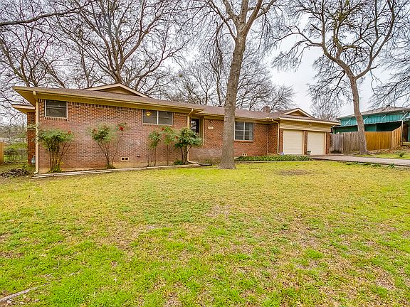 3rd image of 4321 Wren Haven Dr