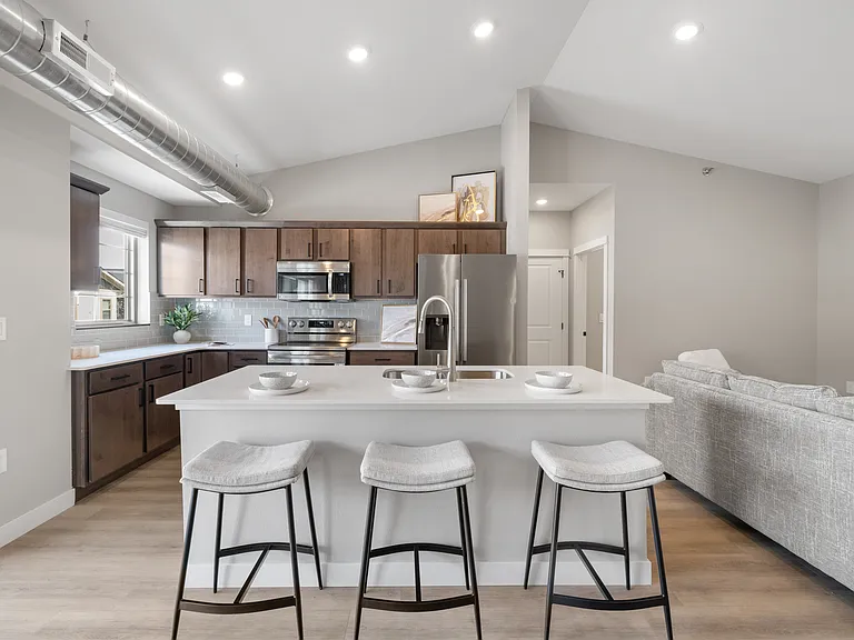 Independence Townhomes — Photo 1