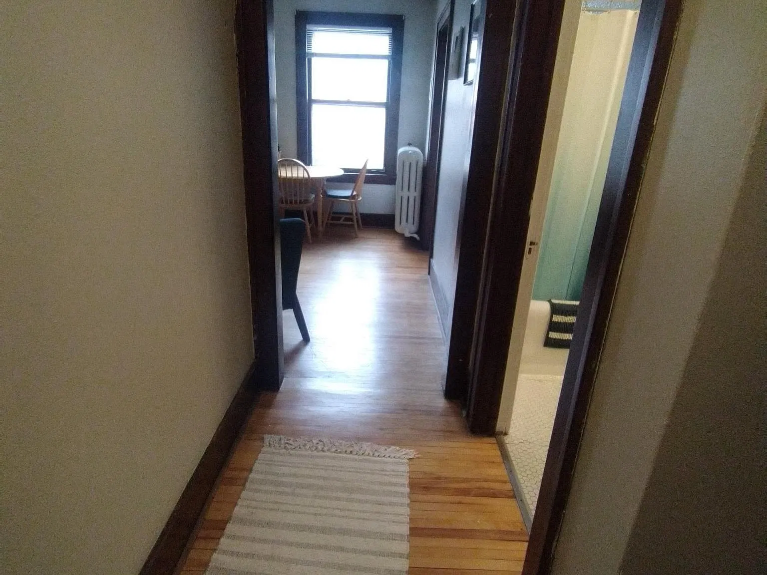 1564 Selby Ave — Photo 4