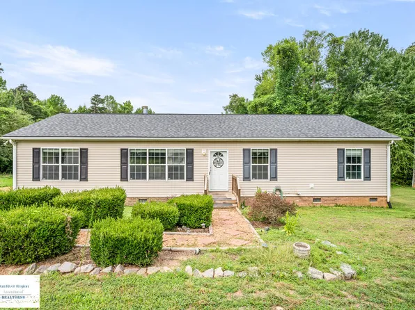 1497 Snakepath Rd, Blairs, VA 24527