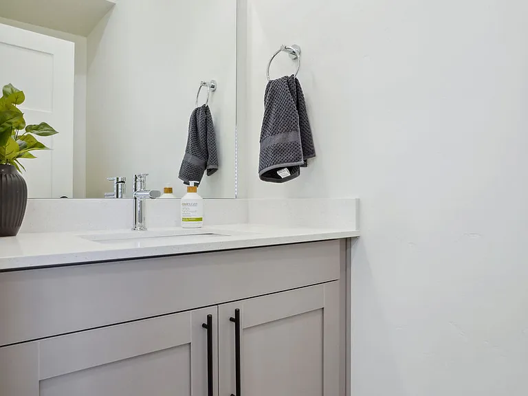 Valo At Bellin Townhomes — Photo 10