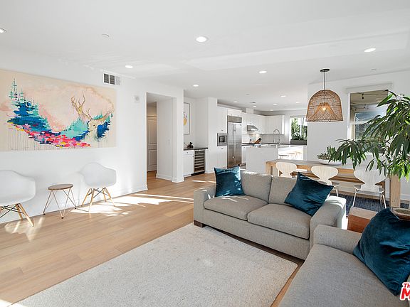 3rd image of 12542 W Fielding Cir APT 2