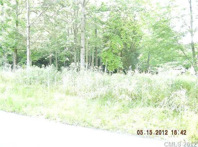 2nd image of 2 Lochaven Rd