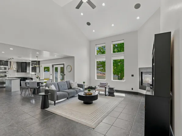 74 E 800 S, Richmond, UT 84333