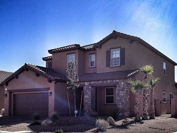 2nd image of 579 Glassford Ct