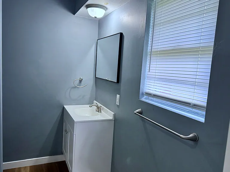 1105 E Edgewood St — Photo 14
