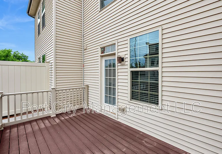133 S Macon St — Photo 25