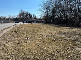 2331 S Grand Ave E, Springfield, IL 62703