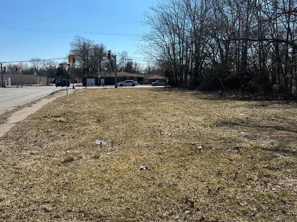 2331 S Grand Ave E, Springfield, IL 62703