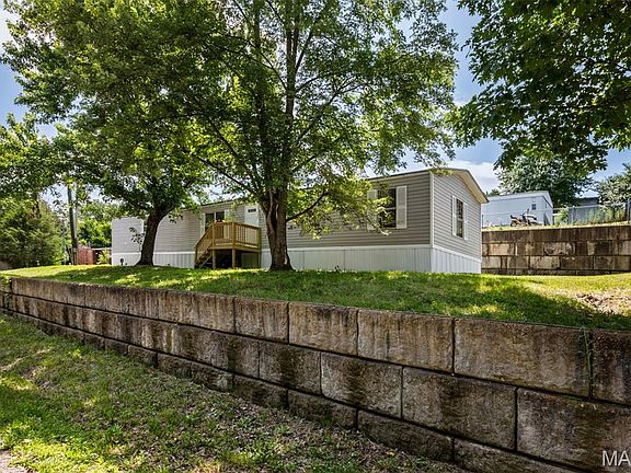 2nd image of 5614 Verdant Dr
