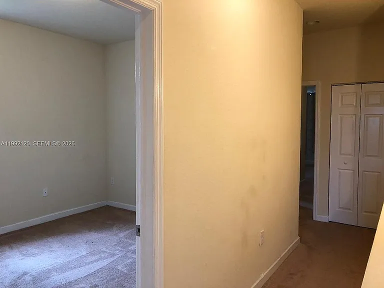 17000 SW 90th Ter — Photo 26
