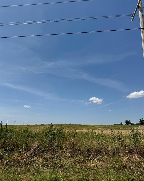 1st image of County Line Rd