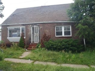 11855 204th St, Saint Albans, NY 11412