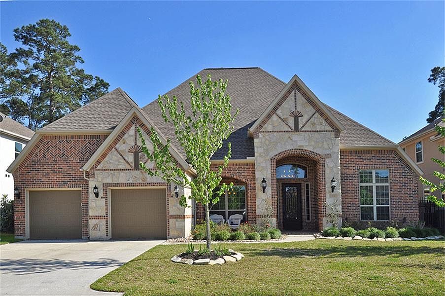 1st image of 3114 S Cotswold Manor Dr