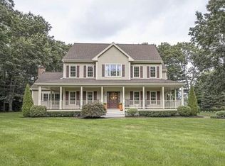 45 Lady Slipper Rd, Bridgewater, MA 02324