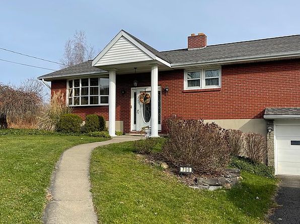 700 Walker Rd, Endicott, NY 13760