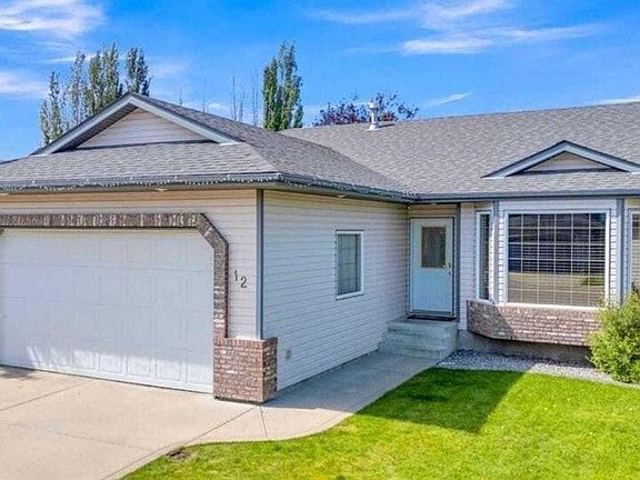 2nd image of 12 E Archibald Cres
