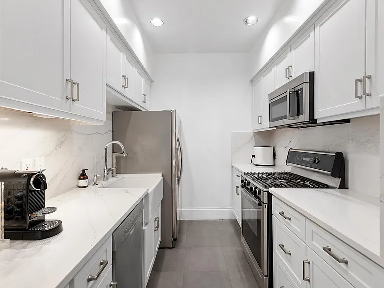 565 Massachusetts Ave #2 — Photo 8