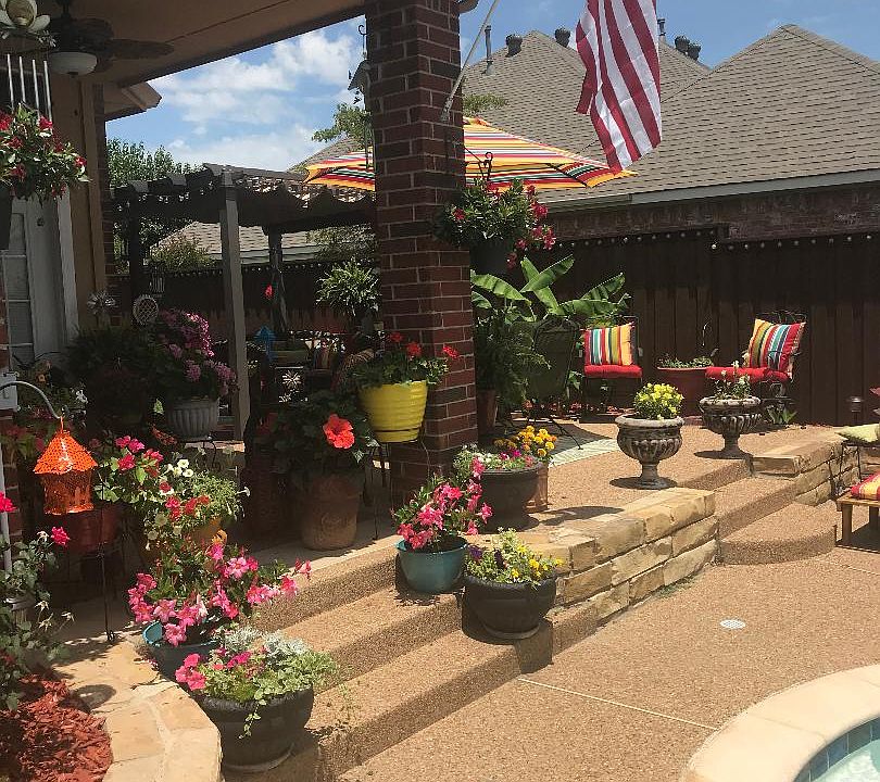 2nd image of 1118 Havencrest Ct
