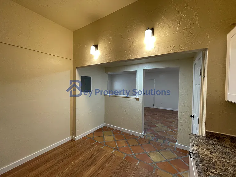 134 Nelson St #D — Photo 16