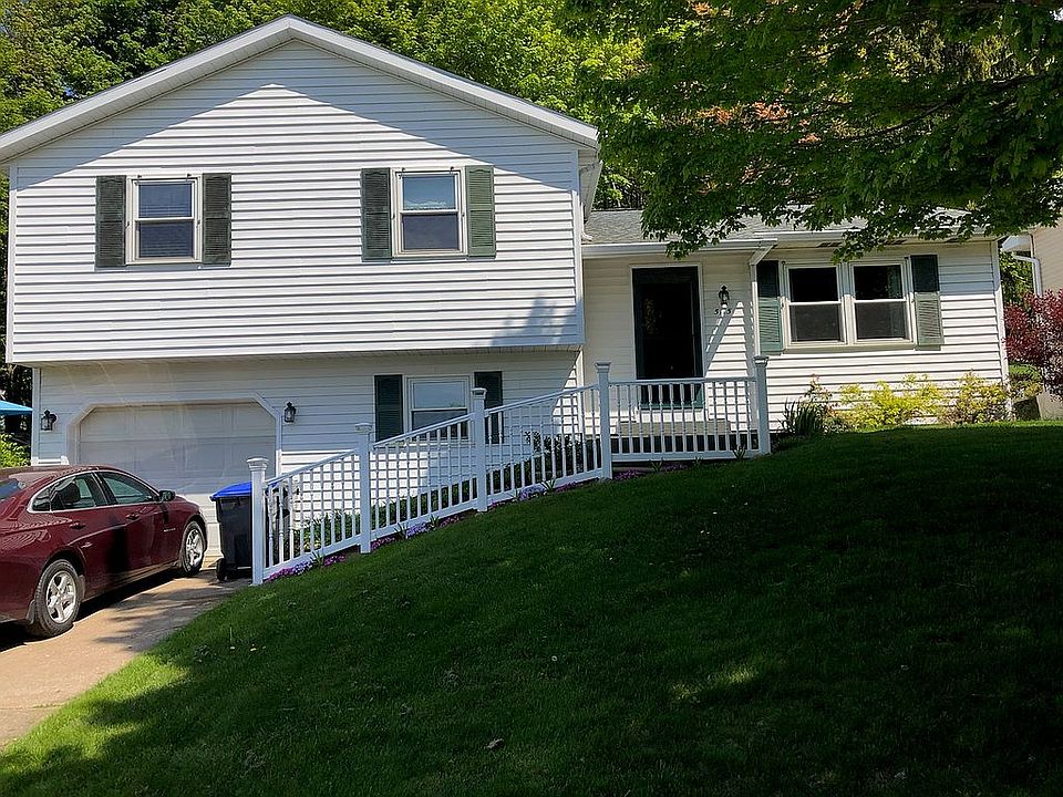 2nd image of 5115 Cider Mill Rd