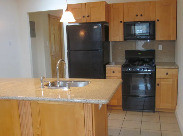 490 Decatur St, Brooklyn, NY 11233