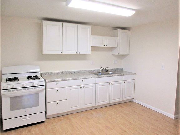 3rd image of 1419 20th St APT 4