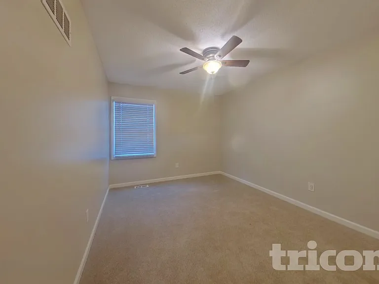 1404 S Montebello St — Photo 19