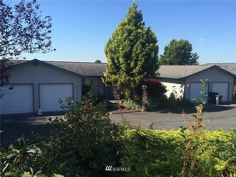 4916 Sunnyside Blvd #A — Photo 1