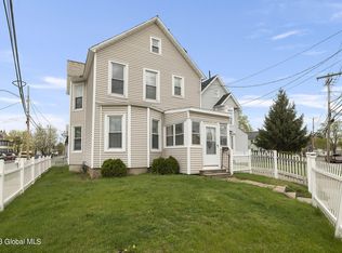 1943 Guilderland Ave, Schenectady, NY 12306