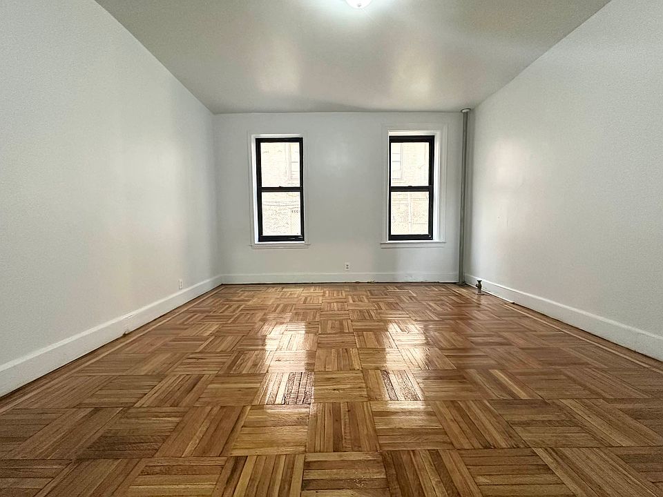 1st image of 2525 Aqueduct Ave Unit A4
