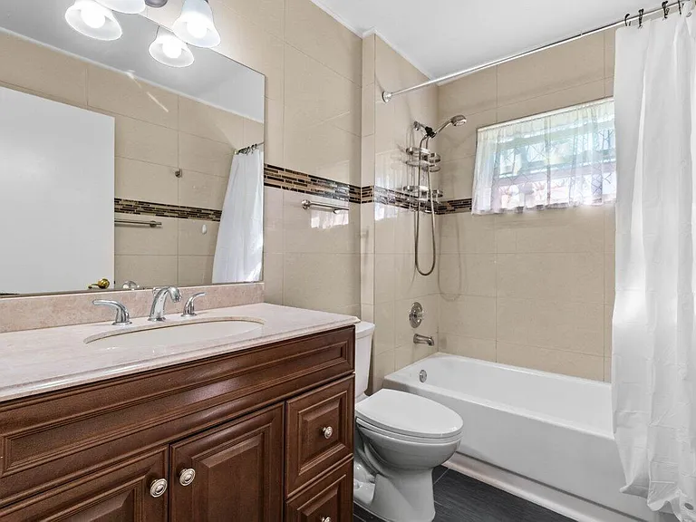 22525 Swordfish Dr — Photo 29