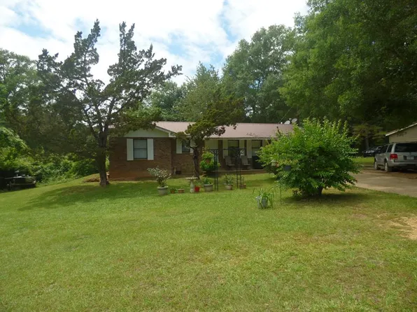 1009 Bell Haven Rd, McComb, MS 39648