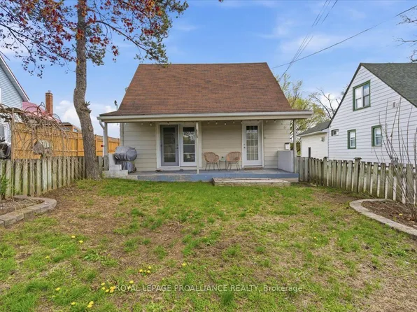 61 Delaney St, Quinte West, ON K8V 4L7