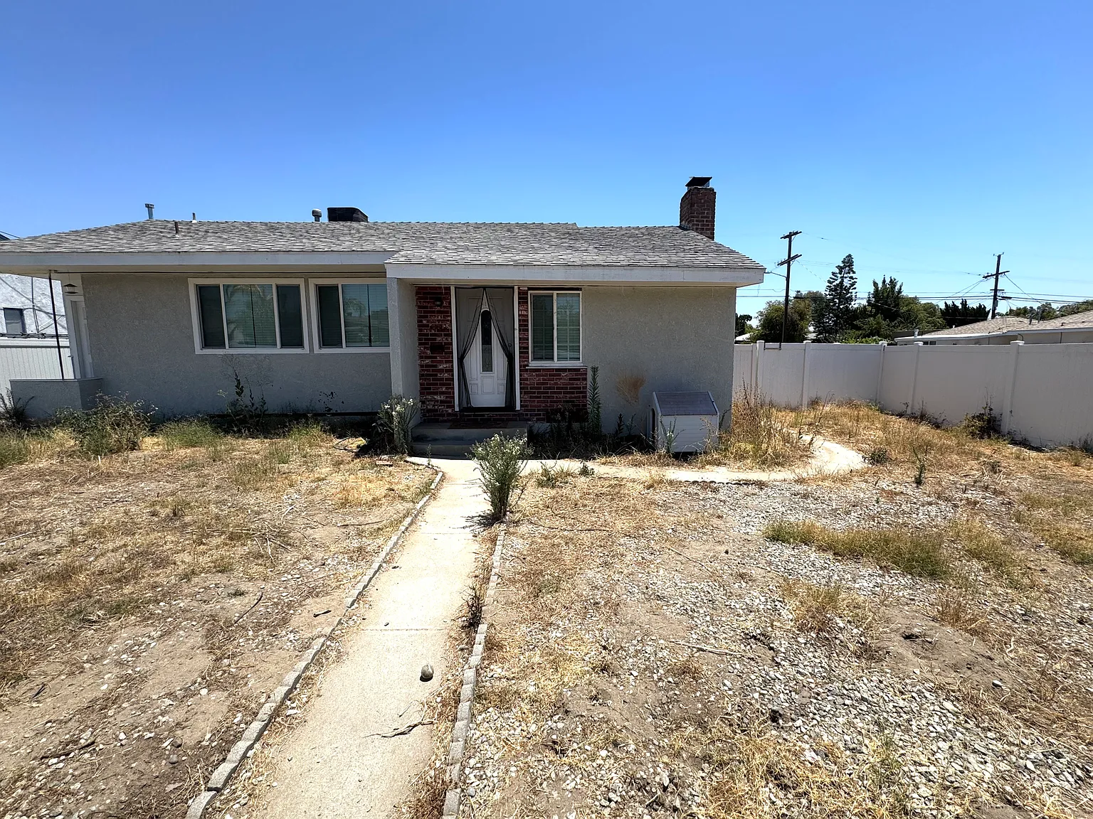 6302 Denny Ave — Photo 1