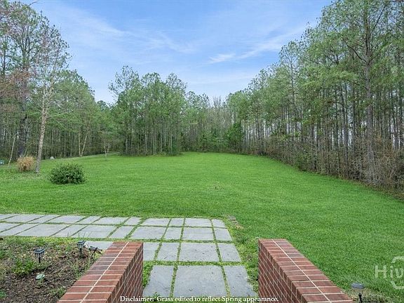 2nd image of 30 Bunker Hill Road