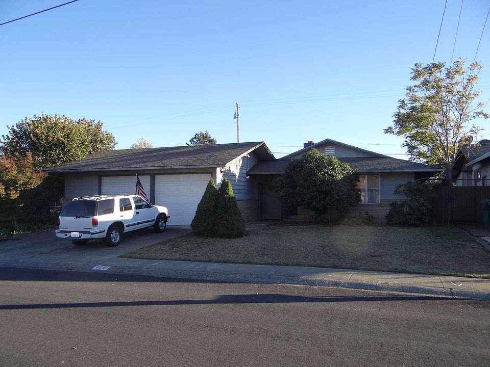 1st image of 375 Zinfandel Dr