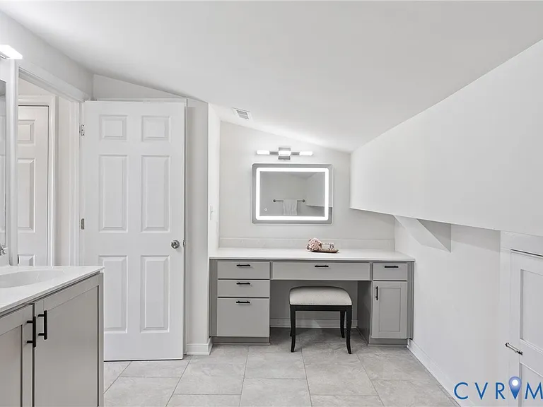 1117 N 31st St — Photo 30