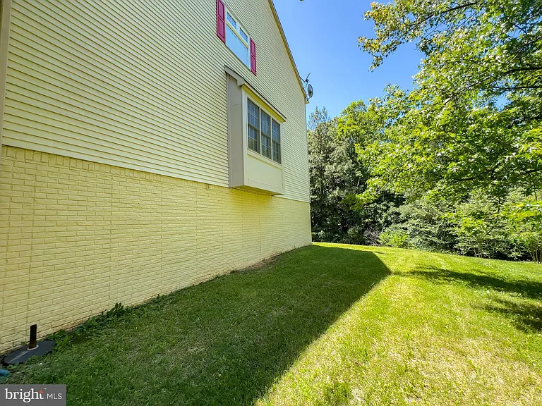 7822 Quill Point Dr — Photo 31