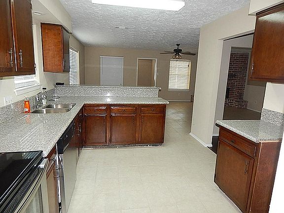 2nd image of 6427 Bazel Brook Dr