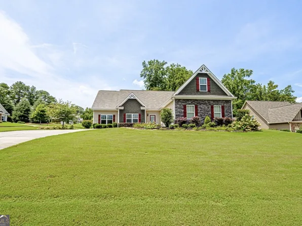 15 Azalea Lakes Ct, Dallas, GA 30157