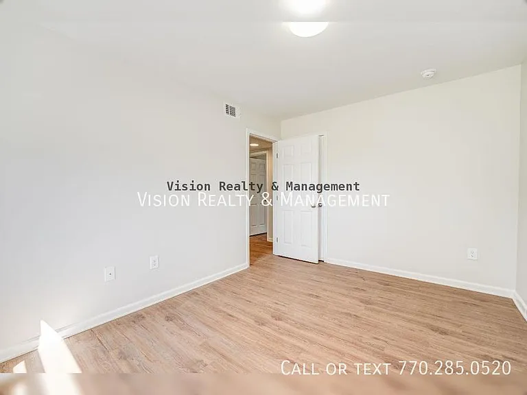 102 Sewell Rd #7 — Photo 11