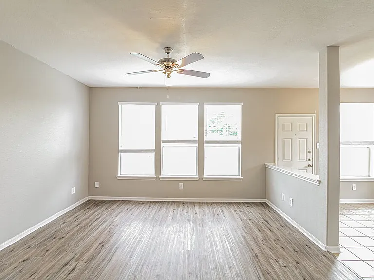11305 Shoal Creek Dr — Photo 6