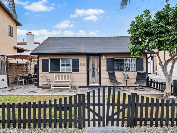 1009 Pecan Ave, Huntington Beach, CA 92648