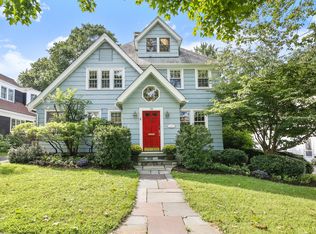 29 Hassake Rd, Old Greenwich, CT 06870